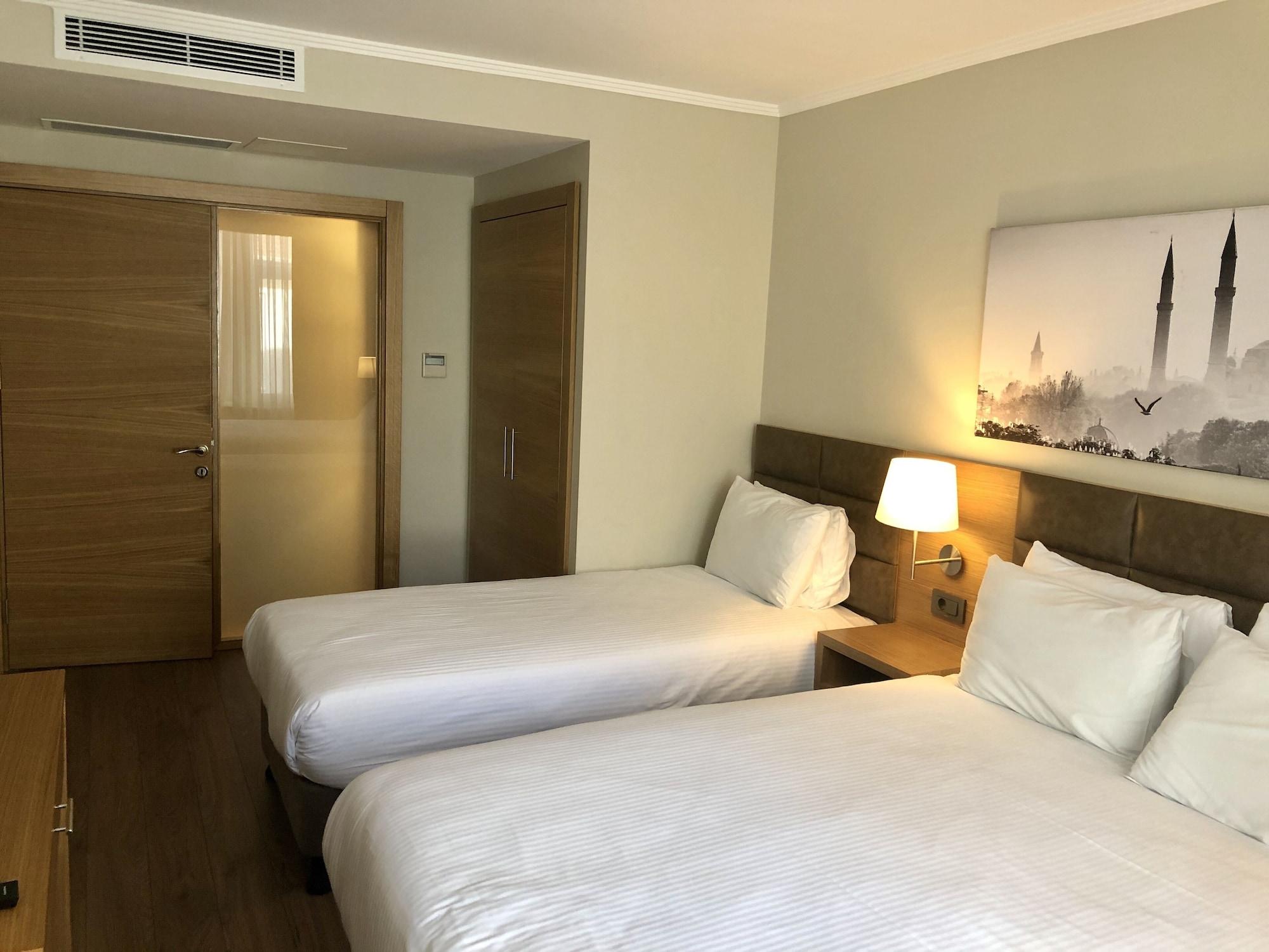 איסטמבול Fehmi Bey Suites מראה חיצוני תמונה